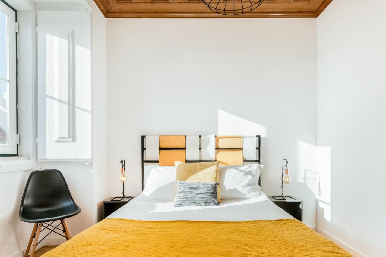 Rustic City View Apartments In Baixa By River Tagus Lisbon Exterior photo