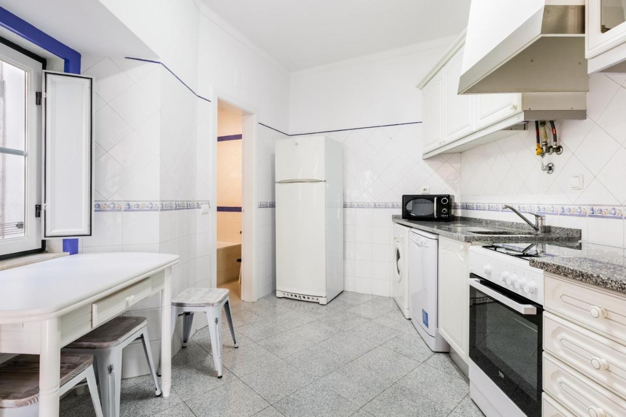 Rustic City View Apartments In Baixa By River Tagus Lisbon Exterior photo